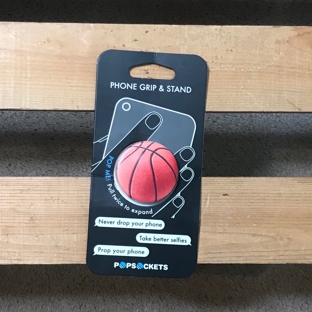 Basketball pop socket NWT